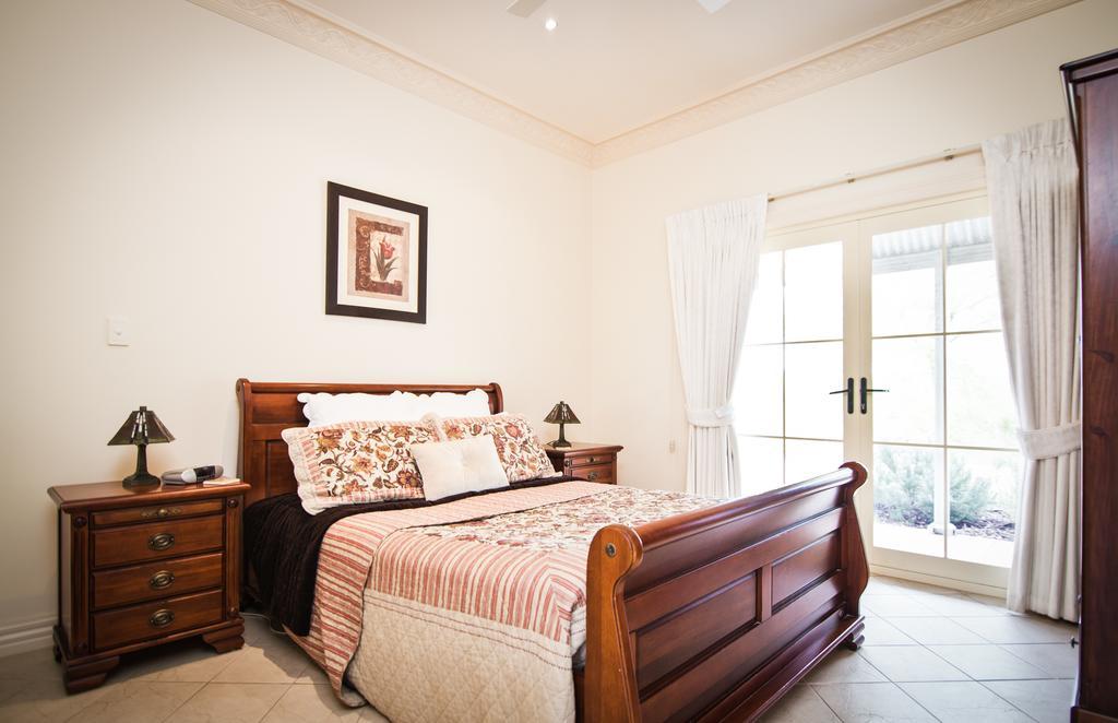 Barossa Vineyard Cottages ทานันดา ภายนอก รูปภาพ